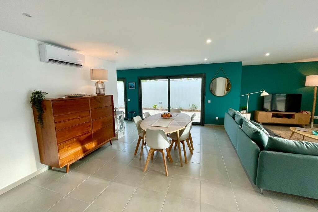 New And Modern 3 Bedroom With Private Heated Pool Near Nazare Villa Sao Martinho do Porto